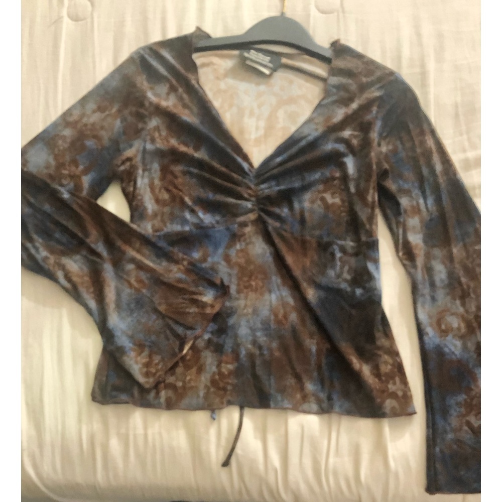 Blue and brown blouse, large, bell sleeves, v neck, retro
